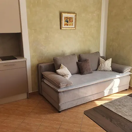 Villa-panorama Daire Drage